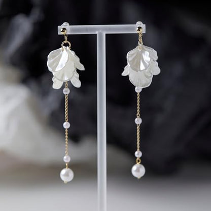 Seashell Pearl Stud Earrings for Women Ocean Sea Theme Sweet Double Layer Acrylic Shell Lightweight Dangle Drop Earrings for Summer Beach Holiday Halloween Party Jewelry Accessories - color: Pearl chain earrings