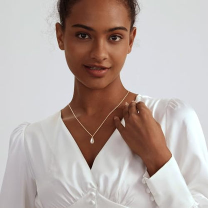 Zeffy Gold Pearl Necklace for Women, Dainty 14K Gold/Silve Plated Layered Pearl Choker Pearl Earrings Pearl Bracelets Wedding Trendy Gold Jewelry Set for Women Gifts - style: Gold Teardrop Pearl Necklace-1PCS