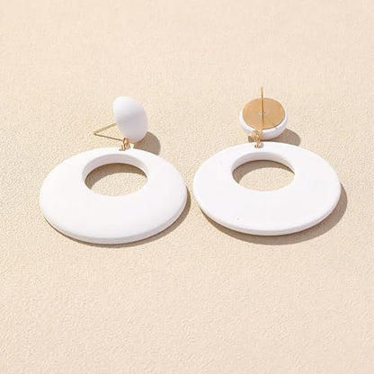 White Circle Hoop Earrings for Women, Resin Minimalist Boho Earrings, Unique Retro 70s Inspired Round Earrings for Parties, Daily Wear