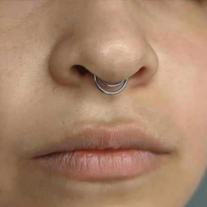 Titanium 16G Septum Ring Piercing Jewelry Nose Rings Hinged Clicker Hoop | G23 Titanium Silver Gold Hinged Segment Daith Piercing Jewelry Non-irritating , Clicker Septum Nose Piercing Jewelry Hoops - color: 08 Circle-Gold, size: 16G-10mm