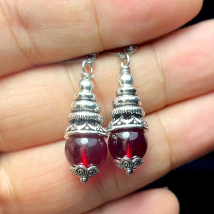 Natural 10mm Stone Beads Drop Earrings,Retro Silver Round Quartz Crystal Gemstone Beads Dangle Earrings for Women - color: A01_Red Garnet