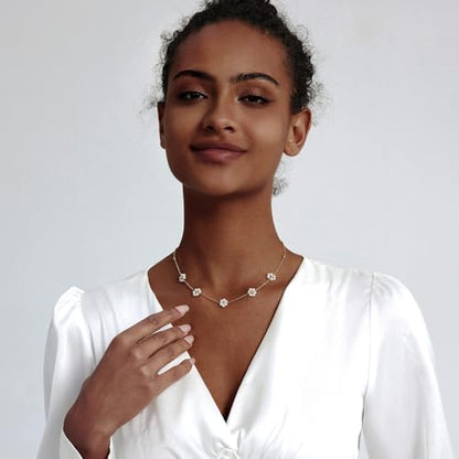 Zeffy Pearl Necklace 4MM/6MM/8MM Dainty Round Imitation Pearl Choker Necklace Wedding Pearl Necklace Delicate Jewelry for Women Simple Bridesmaid Jewelry Gifts - style: Gold Pearl Daisy Necklace(15"+2")