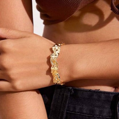 GIGB PBDK Chunky Cuff Bracelets for Women 14K Gold Minimalistic Hammered Cuff Bangle 12MM Wide Adjustable Textured Open Bangle Trendy Punk Jewelry Presents - color: Gold
