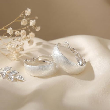 Sonateomber Gold Chunky Crystal Hoop Earrings for Women, Trendy Statement Sparkly CZ Rhinestone Thick Open Hoops Earings Hypoallergenic Wedding Prom Everyday Accessories Fashion Jewelry Gift - color: Sparkly White
