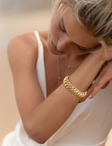 Chunky Gold Bangle Bracelets for Women Twisted Hinged Wrist Cuff Bracelets open Spiraled Oval Bracelet Trendy Jewelry for Women - color: wide cuff bangle