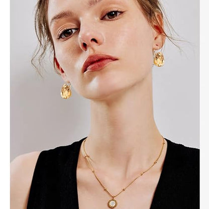 14K Gold Teardrop Crystal Leverback Earrings Sparkly Rhinestone Water Droplet Dangle Drop Earrings For Women - color: Champagne