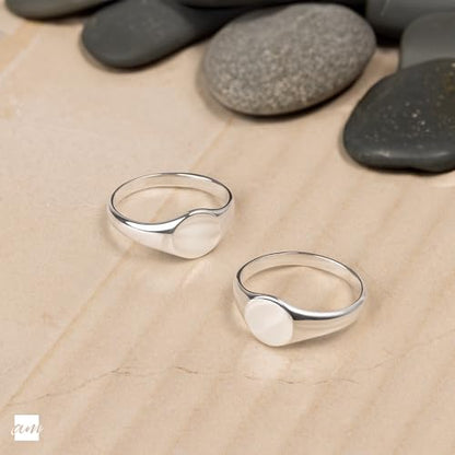 Sterling Silver Plain Signet Ring by Amberta
