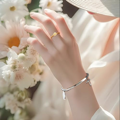 DS Inspirational Bracelet for Women Christian Engraved Bibler Verse Cross Butterfly Daisies Charm Bracelet, Exquisite Stainless Steel Jewelry Daughter Best Friend Bestie - style: Do not fear for,I am with you-Silver