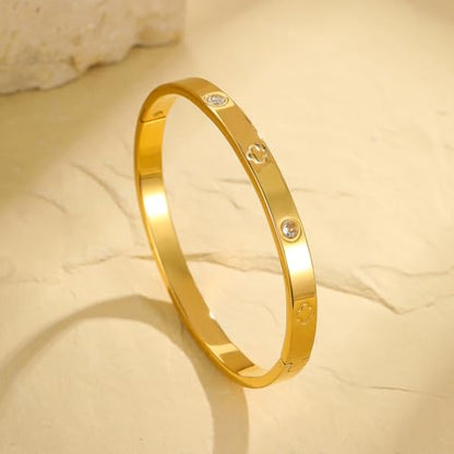 Friendship Love Bracelet for Women, 18K Gold Plated Titanium Steel Cuff - color: Gold, size: Clover 7''