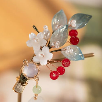 A Pair Wedding Hair Clips, Handmade Floral Design Crystal Hair Clips Pearl Barrettes, Rhinestones Flower Clips Pearl Headpieces Hair Pins Hair Accessories for Women Girls (Blue&Red) - color: Blue&Red