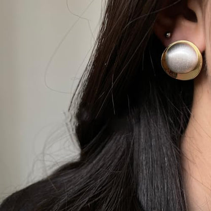 Geometric Chunky Stud Earrings for Women,Thick Brashed Matte Brass Metal Lightweight Dainty Trendy Statement Two-Tone Jewelry Earrings - color: White