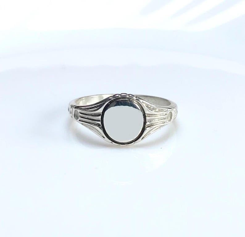 Personalized Oval Signet Ring, Custom Engraved Initials, Valentine's Gifts, Birthday Gift, Letter Engraved Signet Ring, 925 Sterling Silver - color: Rose Gold Vermeil