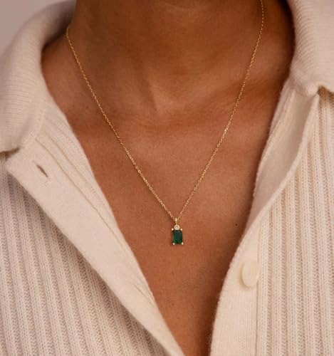 Diamond Pendant Necklaces for Women, Dainty 18k Gold/White Gold Plated Necklace, Gold/Silver Simple Choker Necklaces for Women, Trendy Jewelry Gifts - color: Square Green CZ -Gold