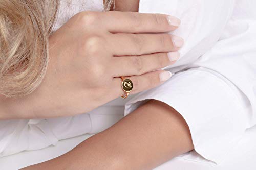 Elegant Jewel Box Women Oval signet ring in solid Gold 9k, 14k, & 18k, Personalized gold chevalier ring, Custom Initial engraved, Personalized jewelry for Birthday, RN377