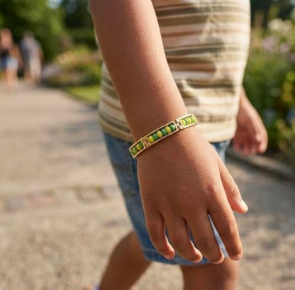 ilde de Orumila Ifa Bracelete Stainless Steel Green and Yellow Beads Babalawo Amulet Protection Orunla Bracelet - Good Luck Charm Evil Eye Protection Bracelet for Adult Men, Women unisex and kids gold tone Orumila ilde religion pulso