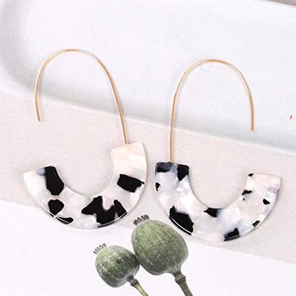 Acrylic Earrings Statement Tortoise Hoop Earrings Resin Wire Drop Dangle Earrings Fashion Jewelry For Women - color: Black and White