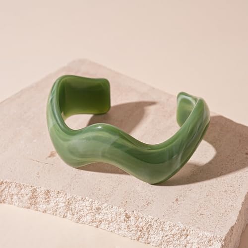 Creative Wave-shaped Opening Cuff Bracelets Statement Colorful Geometric Chunky Bangle Bracelets Acrylic Resin Irregular Wristbands for Beach Vacation Jewelry - color: Green
