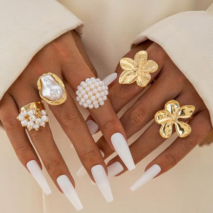 Statement Pearls Cluster Large Irregular Baroque Pearl Rings for Women Vintage Textured Flower Polished Floral Finger Ring Set Punk Cocktail Party Jewelry