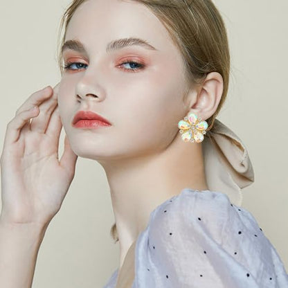 Bohemian Sparkly Crystal Flower Sliver Lightweight Stud Earrings Peach Blossom Rhinestone Floral Dangle Earrings For Women Jewelry Gifts - color: Colorful White