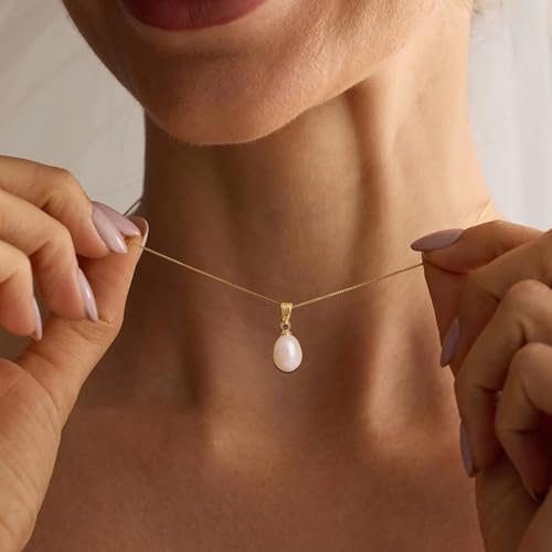 Pearl Necklaces for Women, Dainty Pearl Drop Necklace 14K Gold Plated CZ Pearls Pendant Necklace Small Gold Choker Necklaces for Women Trendy Wedding Jewelry Bridesmaids Gifts - color: Gold Plated-Box Pearl