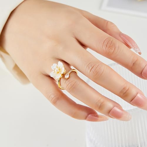 Kokoma Dainty Flower Ring for Women Sparkling Cubic Zirconia Daisy Open Statement Rings Pearl Chic Engagement Promise Ring Wrap Finger Band - color: Baroque
