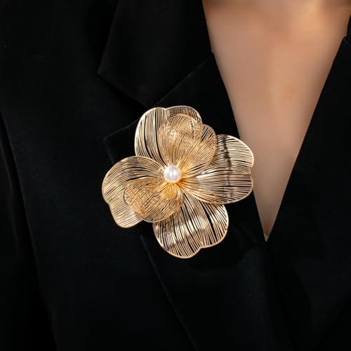 Kokoma Hollow Flower Brooch Pin for Woman Pearl Multi-Layer Petals Lapel Pin Shawl Clip Safety Pin Badge for Cloth Dress Accessories Jewelry