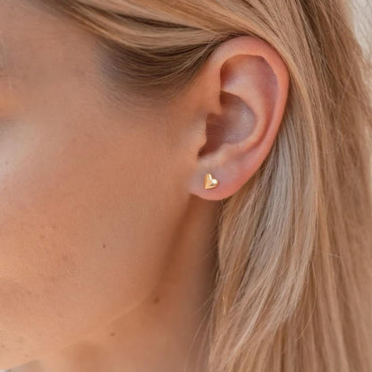 JINERA 5 Pairs Stud Earrings for Women 14K Plated Gold/Silver Pearl Ball Small Stud Earrings Set Cartilage Piercing Hypoallergenic Lightweight Flatback Earrings Jewelry Gifts for Women - color: 5 Pairs Heart Stud Earrings - Gold