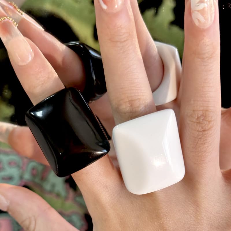 Resin Chunky Ring for Women Acrylic Chunky Geometric Irregular Rectangle Rings Big Multicolor Knuckle Plain Rings Fashion Y2k Statement Rings Cute Acrylic Chunky Ring Jewelry - color: White