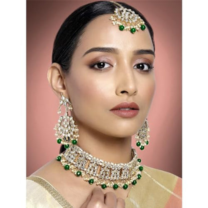 Aheli Elegant Indian Faux Kundan Studded Choker Necklace with Maang Tikka Set Ethnic Wedding Wear Bharatanatyam jewellery set Gift for Women - color: Green