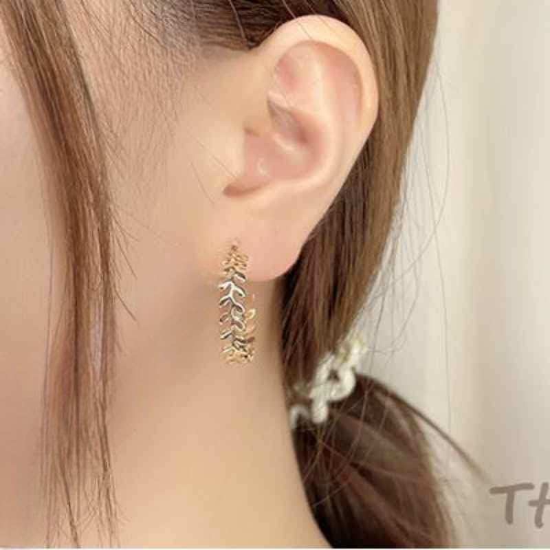 Hoop Invisible Clip On Earrings for Women Not Pierced Gold Small Twisted Hoop Comfortable Silver Large Clip On Earrings - color: Leaf Laurel Wreath Hoop Gold