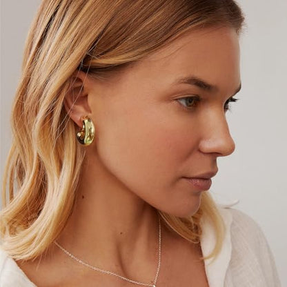 WOWORAMA Chunky Gold Hoop Clip On Earrings for Women | Large Chunky Hoops Clips Earrings, Polished Gold-Plated Clip-On Hoops, Statement Non Pierced Jewelry - color: 30mm Chunky Hoops