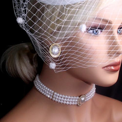 Simulated Pearl Bridal Jewelry Set White Pearl Leaf Pendant Necklace Earrings Set Zinc Alloy Rhinestone Wedding Party Jewelry for Bridesmaids Bride - color: DAN0005