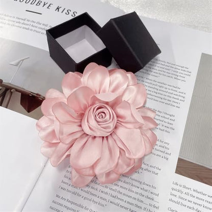 Dainty Fabric Rose Flower Large Brooch Lapel Pins Flower Brooches Pin Classic for Wedding Party Dance Banquet for Women Dress Suit Clothes Accessories Jewelry 100mm - color: Light Pink