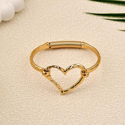 Chunky Heart Bracelet for Women Gold Silver Heart Cuff Bracelet Open Statement Love Bangle Minimalist Jewelry - color: Gold Heart