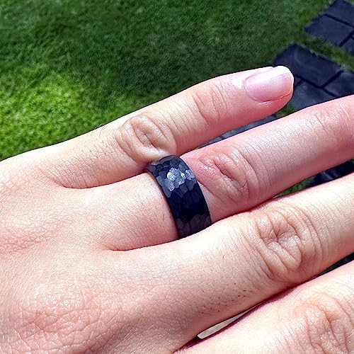 8mm Tungsten Carbide Genuine Natural Koa Wood Inner Inlay Ring Black/Gold/Silver/Rose Gold Wedding Band Hammered Textured Flat Style Comfort Fit Gift Box Included - color: Hammered Black Tungsten
