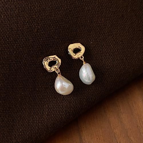 Unique Handmade Irregular Baroque Freshwater Pearl Stud Earrings for Women Gold Plated Hammered Geometric Silver Plated Post Elegant Dainty Jewelry