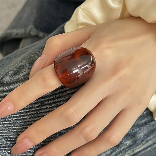 Chunky Amber Tortoiseshell Resin Ring for Women Wide Band Statement Ring for Daily Wear Casual Outfits