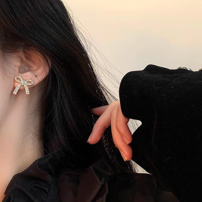 Gold Bow Earrings for Women, Long Tassel Chain Drop Earrings, Trendy Small Bow Earrings, Ribbon Waterfall Dangling Earrings, Pearl Bow Earrings, Sparkly Elegant Bowknot Preppy Jewelry Gifts for Women - color: Gold Bow-I