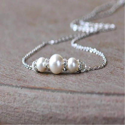 Elegant Pearl Back Chain Silver Crystal Back Drop Necklace Long Pearl Body Chain Wedding Backdrop Necklace Chain Summer Beach Body Jewelry for Women Backless Off-shoulder Dressing