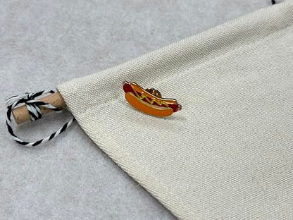 Hot Dog Cartoon Enamel Pins Brooch Creative Brooch Lapel Pin Badge Cute Metal Brooch Pins Accessories Decoration for Girls Boys Women Clothes Backpacks Decor - size: 1Piece