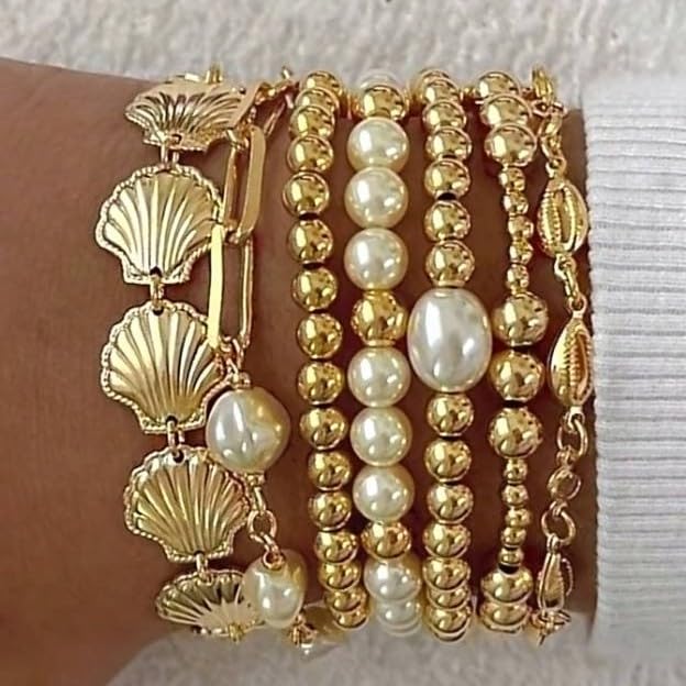 7-Piece Beaded Seashell Scallop Faux Pearl Bracelet Set, Elegant Stackable Hand Jewelry for Women - color: Gold, size: One Size
