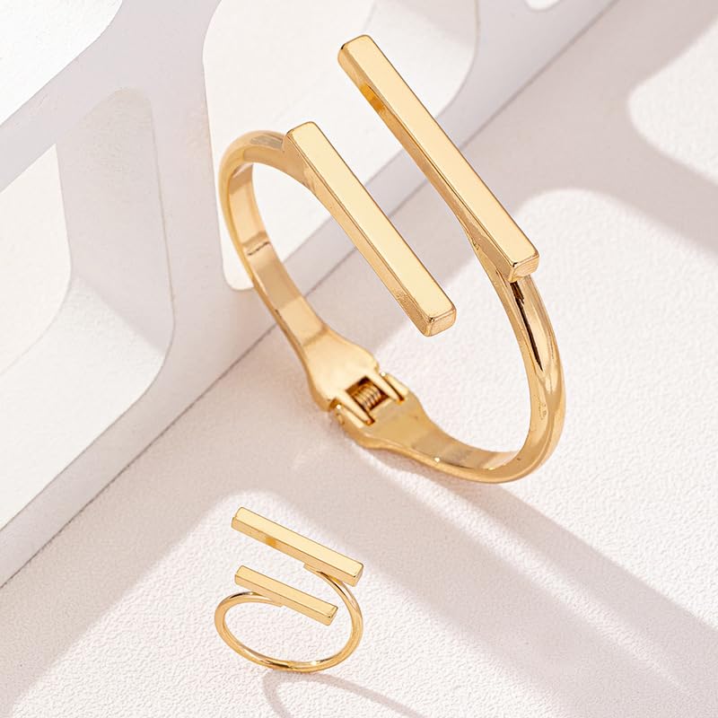 Chunky Gold Bracelet and Ring Jewelry Set,Thick Bracelets Stack Statement Rings Set Non Tarnish Chunky Bangles Jewelry Gits for Women - color: Gold