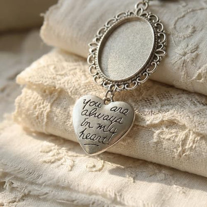 Wedding Bouquet Photo Charms Locket for Bride Memorial Picture Charm Clip for Bridal Boquet Groom or Loved One Memory Pin Accessories to Attach to Flowers Walking Down the Aisle