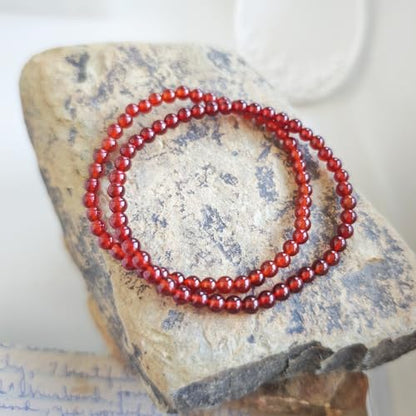 Natural Healing Gemstone Bracelet Handmade Yoga Stretch Elastic Bracelet Stress Relief Crystal Jewelry for Men and Women - color: Carnelian (Luck), size: 4mm
