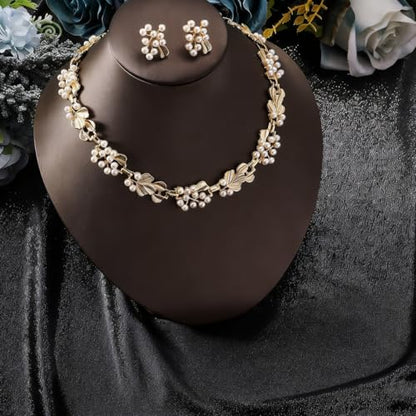 Fashion Bride Silver Gold Plated Black 1920s Leaf Faux Pearls Necklace Earrings Set Wedding Jewelry Set Sparkly Choker Necklace Stud Earrings Set for Women Christmas Gift Set for Women Necklace and Earrings - color: Gold Plated