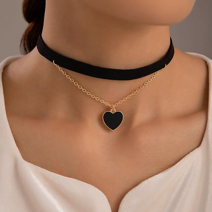 Black Choker Necklaces for Women 90s Red Black Velvet Choker Necklace Thick Thin Chocker Tube Heart Circle Choker Necklace Lace Tatto Collar Necklace Goth Choker Jewelry - style: D1-heart