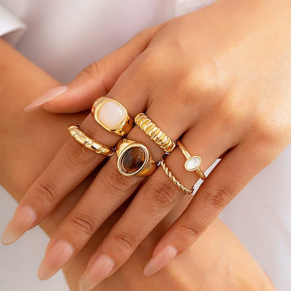 Vintage Boho Crystal Rings Set Chunky Retro Style Gold Statement Big Fashion Western Antique Hippie Knuckle Cocktail Ring Stack Jewelry for Women