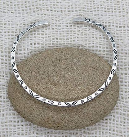 Sterling Silver Boho Floral Cuff Bracelet, Handmade Thin Delicate Squarish Bangle with oxidized flowers engraving, adjustable, Gift for Her
