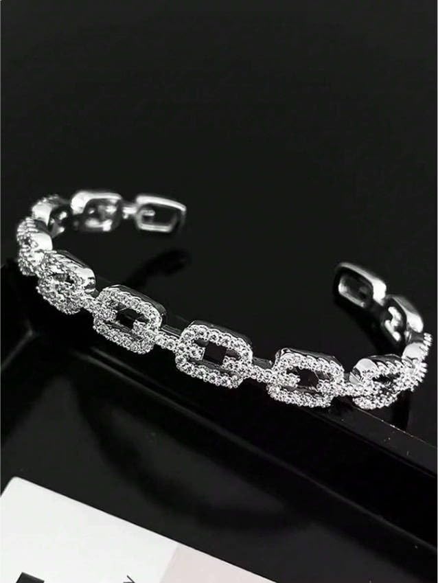 Elegant Geometric Circular Sparkling Open Cuff Bracelet, Versatile Shiny Link Bangle for Women - color: Silver, size: One Size
