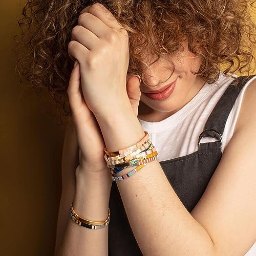 Sonateomber Tila Flat Beaded Stretch Bracelets for Women, Trendy Unique Colorful Square Beads Handmade Stack Bracelet Friendship Accessories Fashion Jewelry Gift - color: Large Beige Gold 2